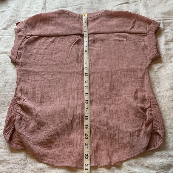 Lily White top light pink - Picture 3 of 7